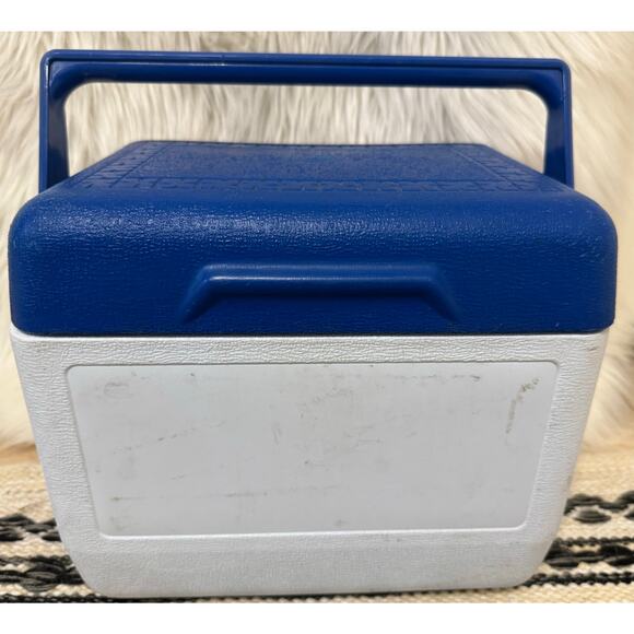 Vintage Rubbermaid Blue & White Cooler  1 Gallon Lunchbox Ice Chest  1980s - Picture 4 of 5